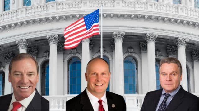 Tre membri del Congresso degli Stati Uniti: Neal Dunn (L), John Moolenaar (M) e Christopher Smith (R).